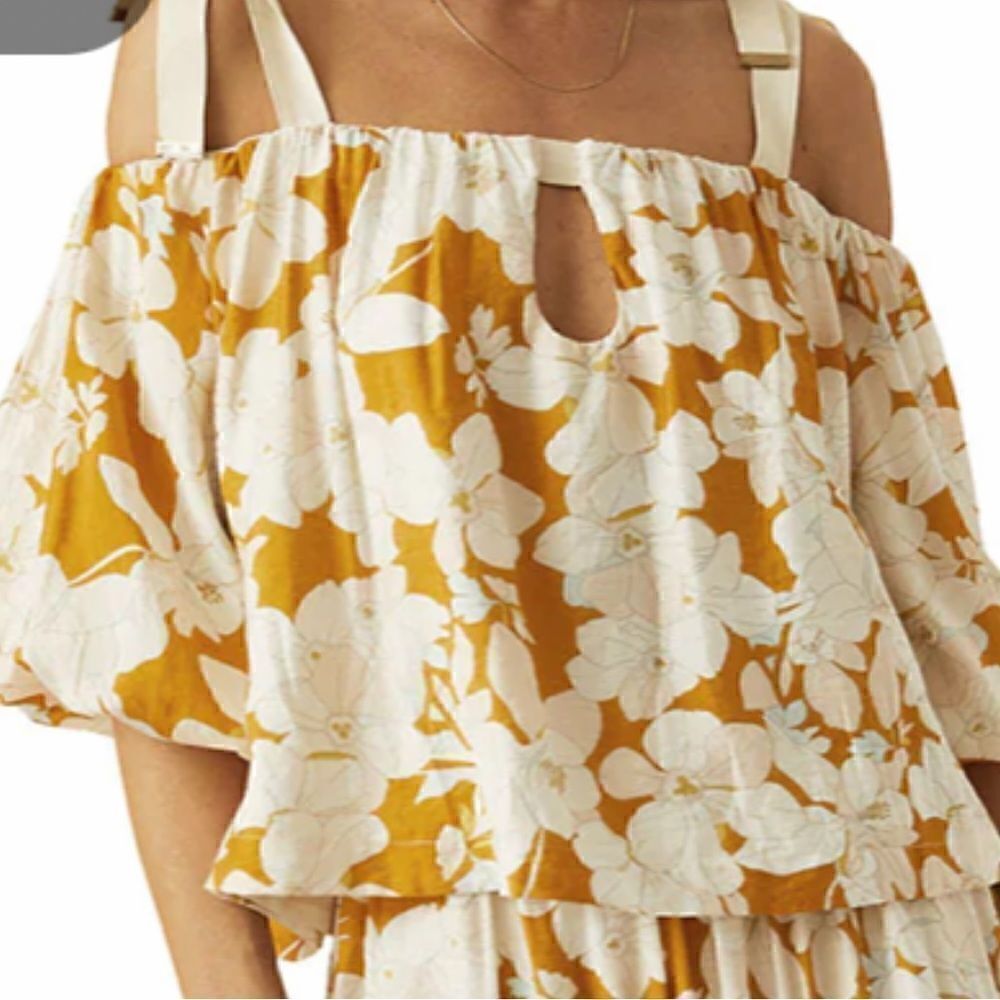 Mon Renn Women’s magnolia floral print lyocell top size small, NWT